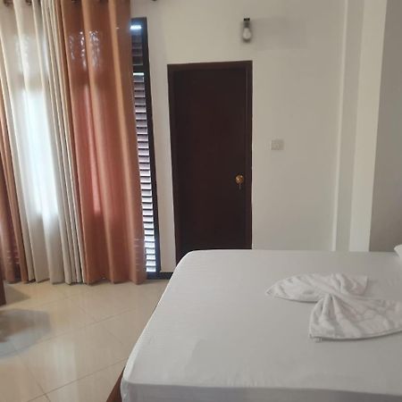 Ravi Place Unawatuna Dış mekan fotoğraf